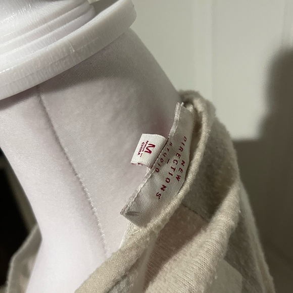 New directions: M Camo Long Sleeve Sweater - Picture 5 of 5